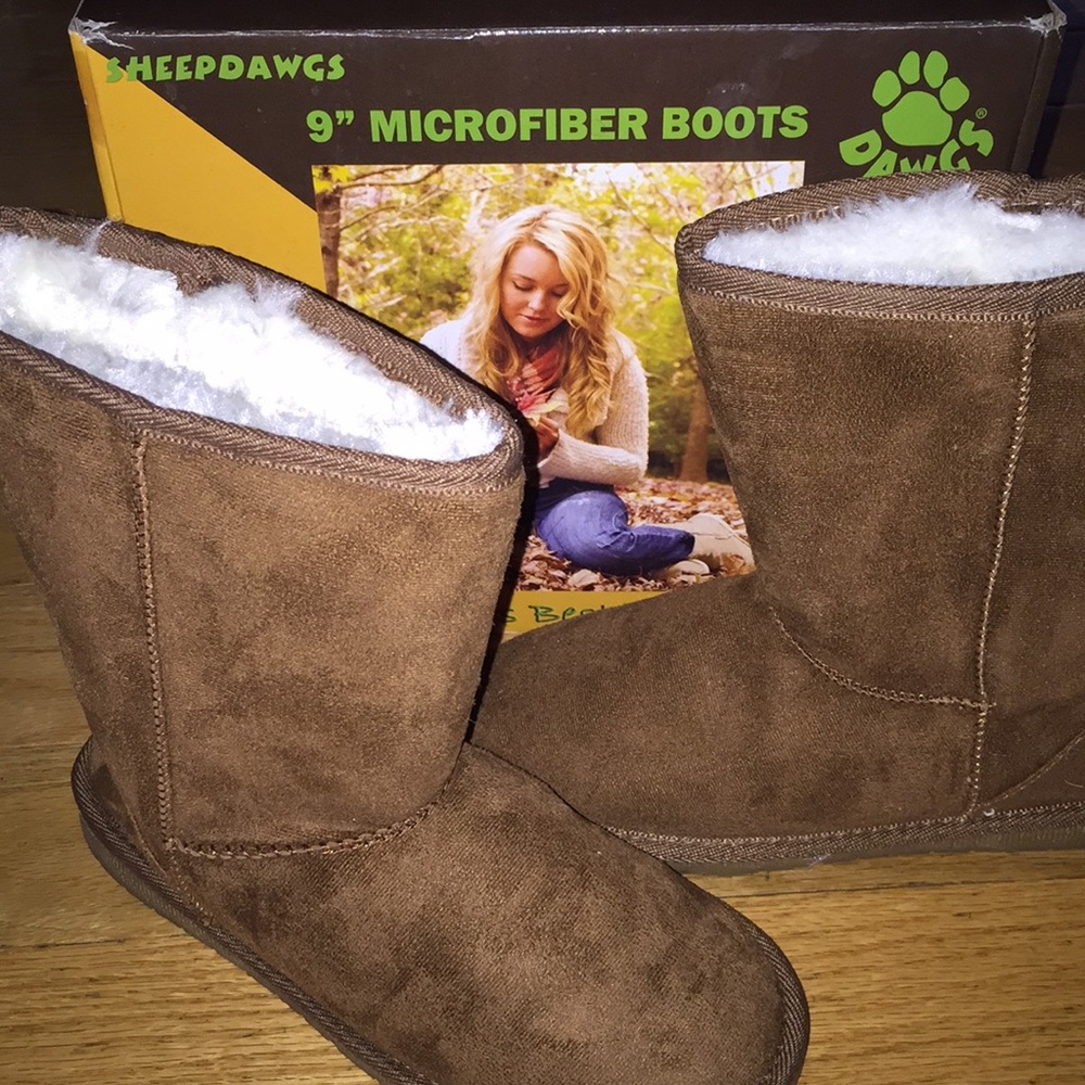 Women’s 9” Chestnut Microfiber Boots - Size 6